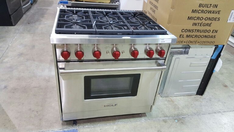StrongManLiquid's tweet image. 36" Wolf Gas Stainless Steel Gas Range Contact Ms. Bostic 416 747 8410