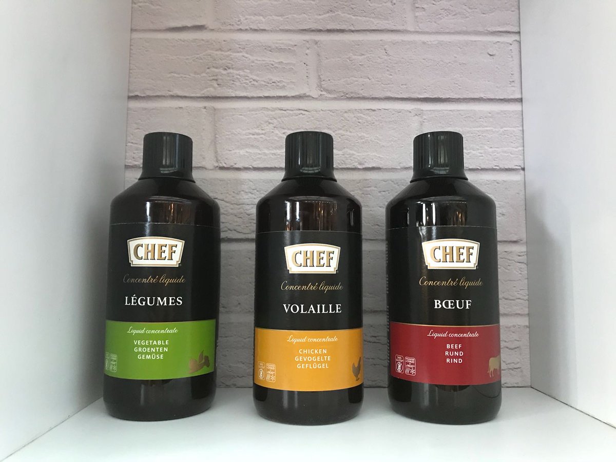 NestleProUK's tweet photo. Mix it into dressings/dips, use as marinade, create a broth base or simply use as a finishing drizzle! Use it as you like to enhance flavour & boost creativity in your kitchen. Join Chef Darren at M102 @CasDiningShow & find out how #createthedifference #liquidconcentrates https://t.co/Qn2CMoy5Lo