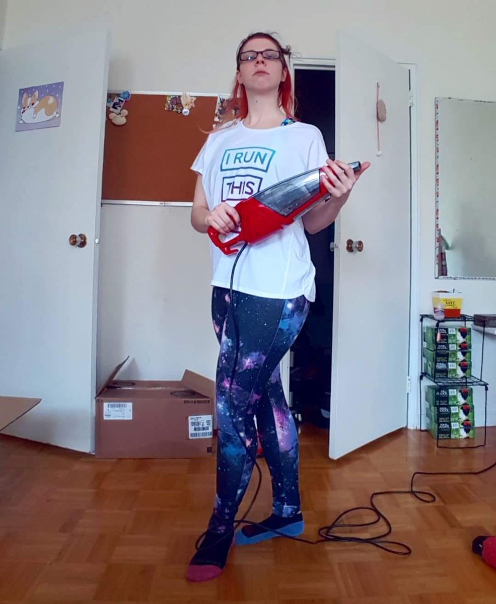 CeephorStudios's tweet photo. Cleaning day TIME TO WERK! #outfitoftheday #alwayslookinggood #cleaningup #cleaningtime https://t.co/cBxxjHbZkm