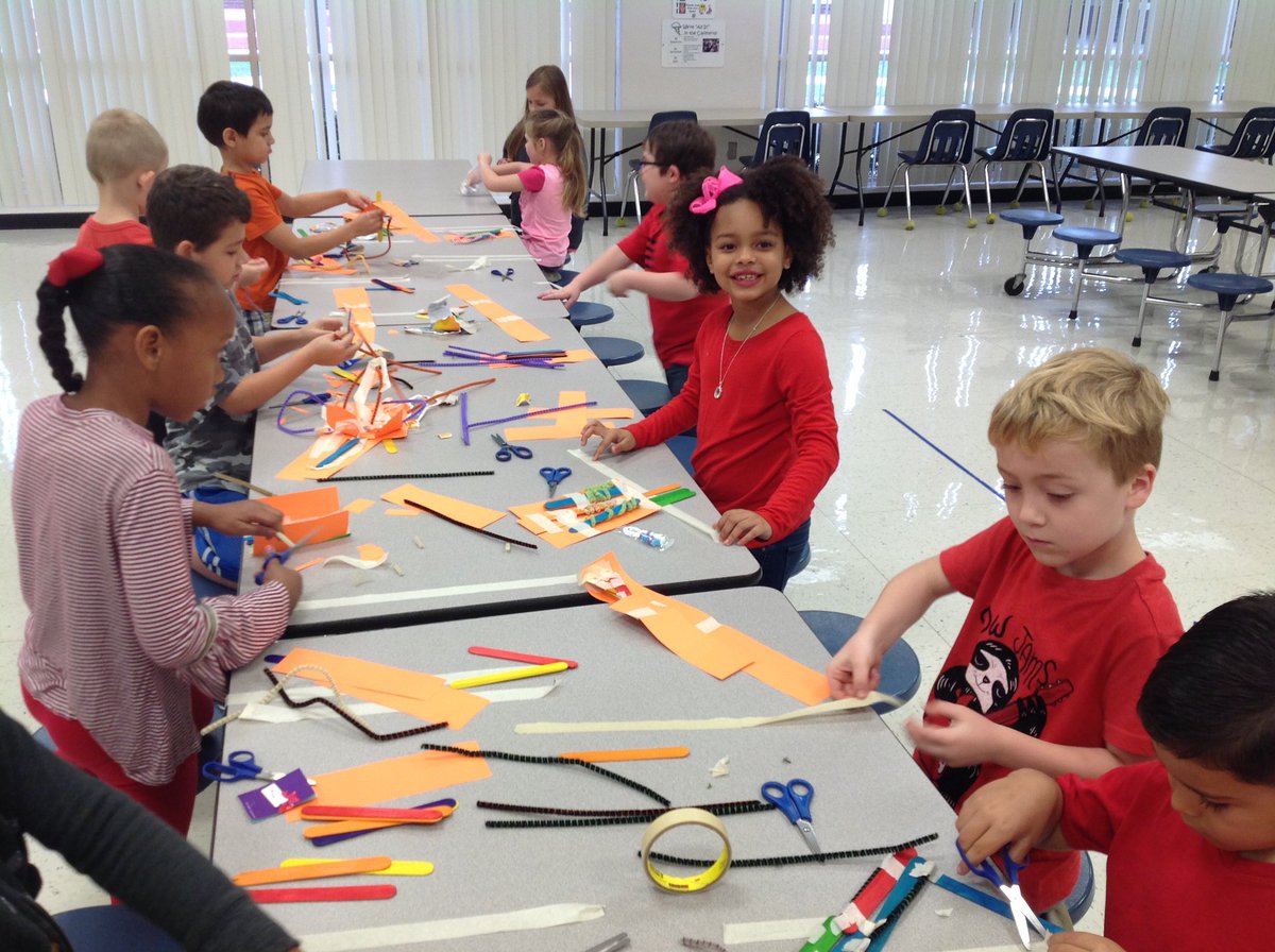 PLACEProgram's tweet photo. Fun at Cotee River PLACE! https://t.co/qjO7VILeI1