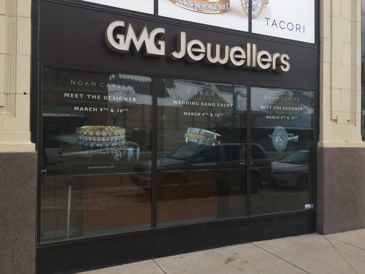 GMGJewellers's tweet photo. Our windows got a little face lift today with the help from our friends @crown_ring, @Carlexrings, @NoamCarver!! https://t.co/2FMhJiYhV0