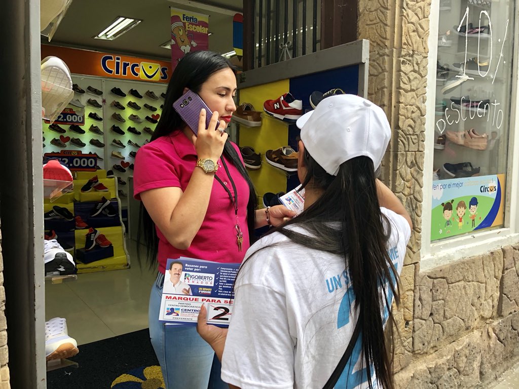 SenRigobertoB's tweet image. Las calles son nuestras sedes y caminando llevamos el mensaje de #UnSenadoFirme #CD27 @RigobertoBaronN 

@CeDemocratico