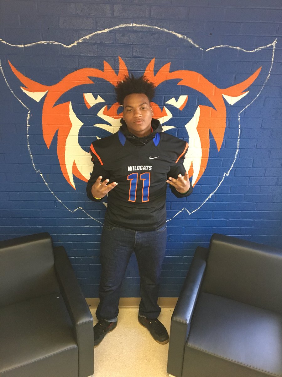 TheDavid1Baker's tweet photo. 👀‼️ #LC2018
#PICAYUNETAKEOVER https://t.co/TU2lGyj8dg