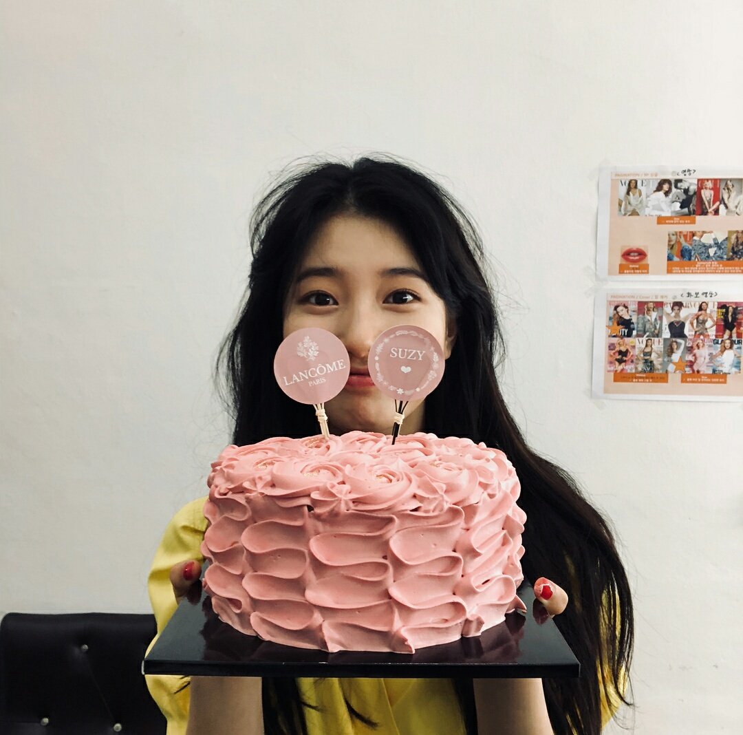 Suzyfanclub1's tweet photo. what a beautiful baeby https://t.co/MwnWaLALli