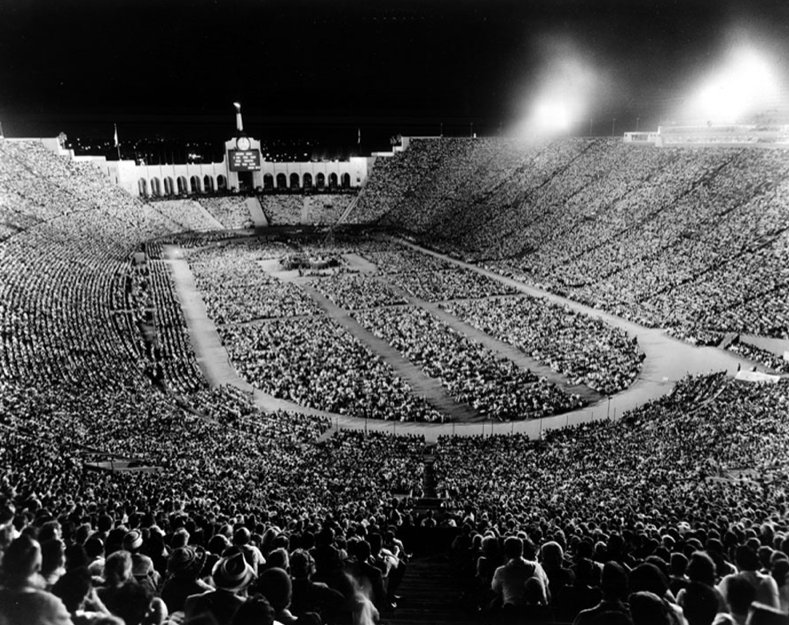 Pastordude's tweet image. Three amazing preachers all started at the same time. Only one of the three finished with his faith intact and a legacy that has changed the world. Blog below

2 Thess 3:5 May the Lord direct your hearts into God’s love and Christ’s perseverance. (NIV)
pastordude.com/finish-strong/