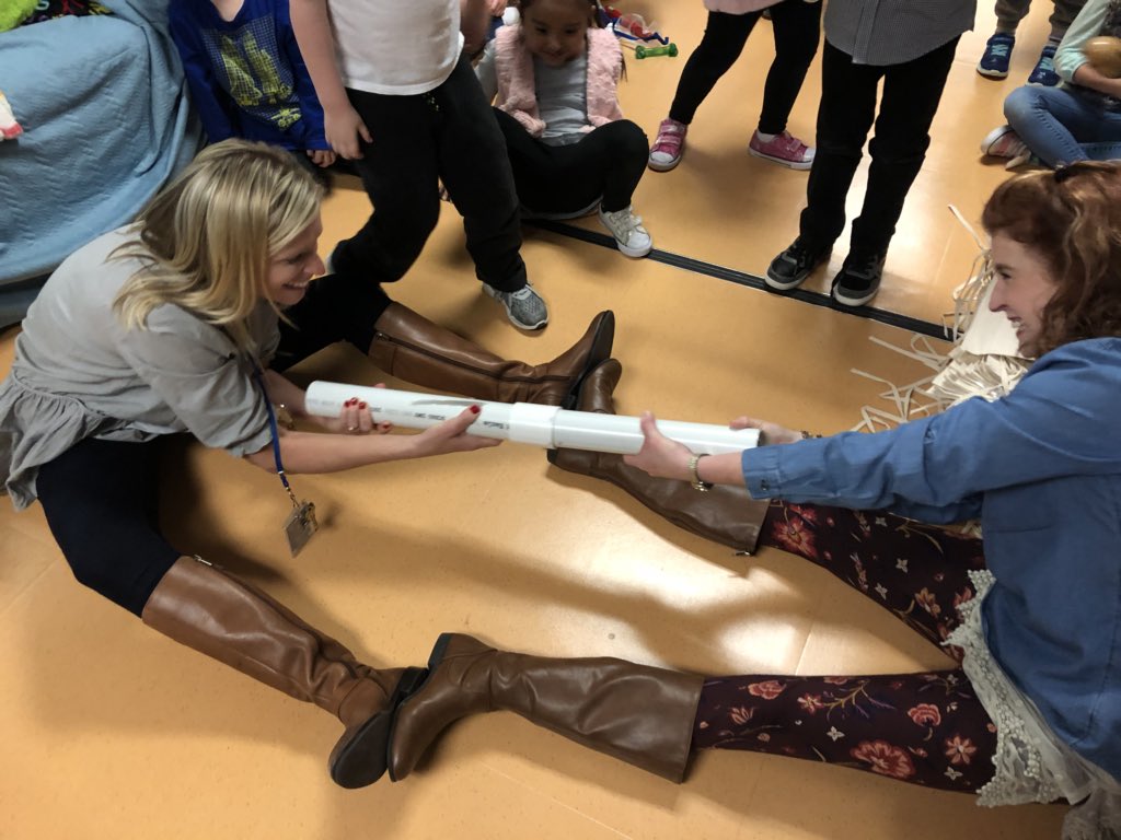 5elisabethp's tweet photo. The struggle is real! 🤣 #MISDProud #MISD #Kindergarten #teacher @Crazy4_kinder https://t.co/ycmXeU8wNw