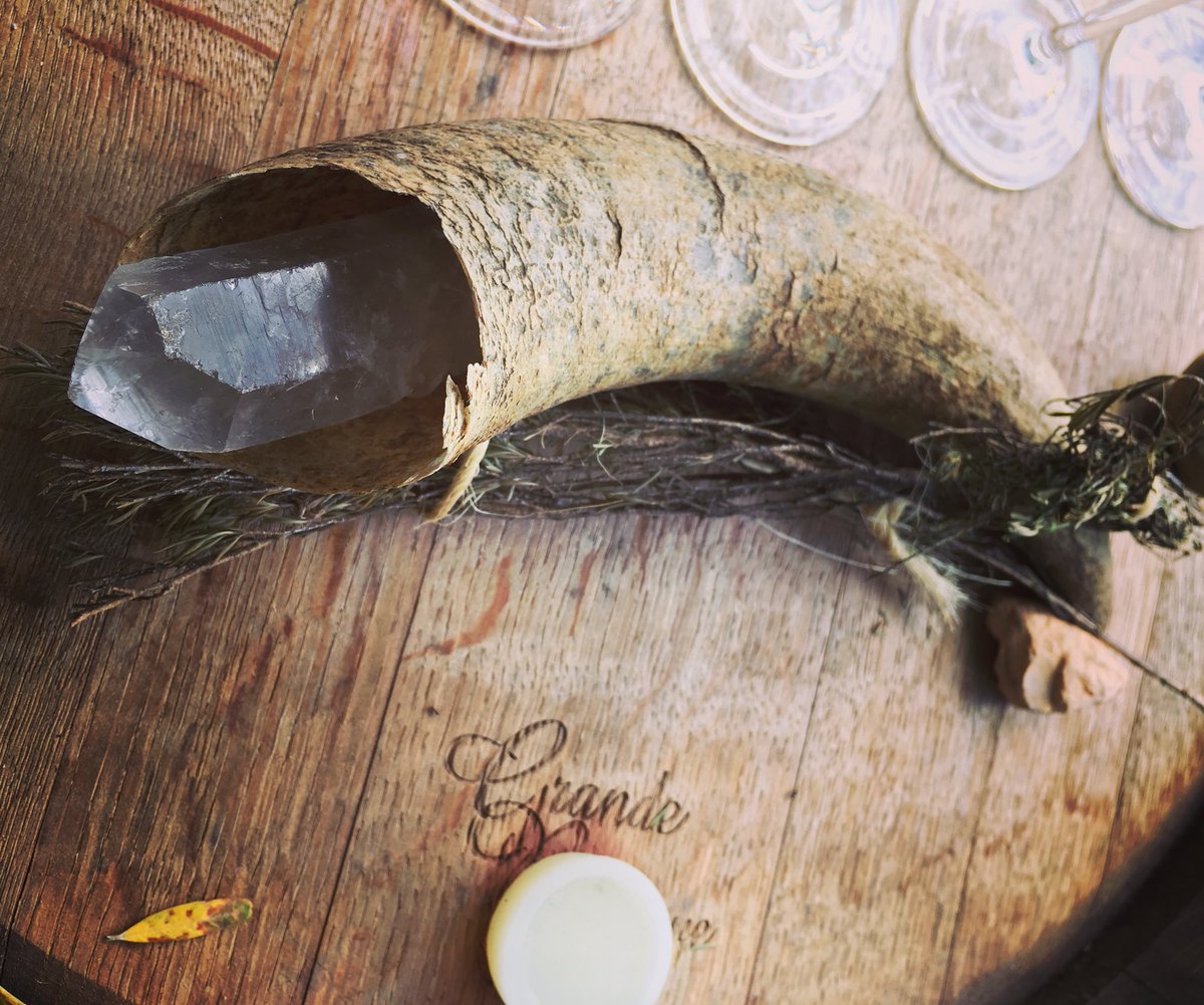 AndreaMartinisi's tweet photo. Biodynamic practices, it’s definitely a hot debate. Do you believe in it? https://t.co/0lYFcc9fnT