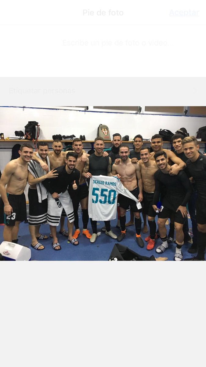 TheoHernandez's tweet image. Gran partido del equipo para lograr una importante victoria. Enhorabuena @sergioramos por tus 550 partidos con el @realmadrid #HalaMadrid #Capitán #SR4️⃣ #TH1️⃣5️⃣