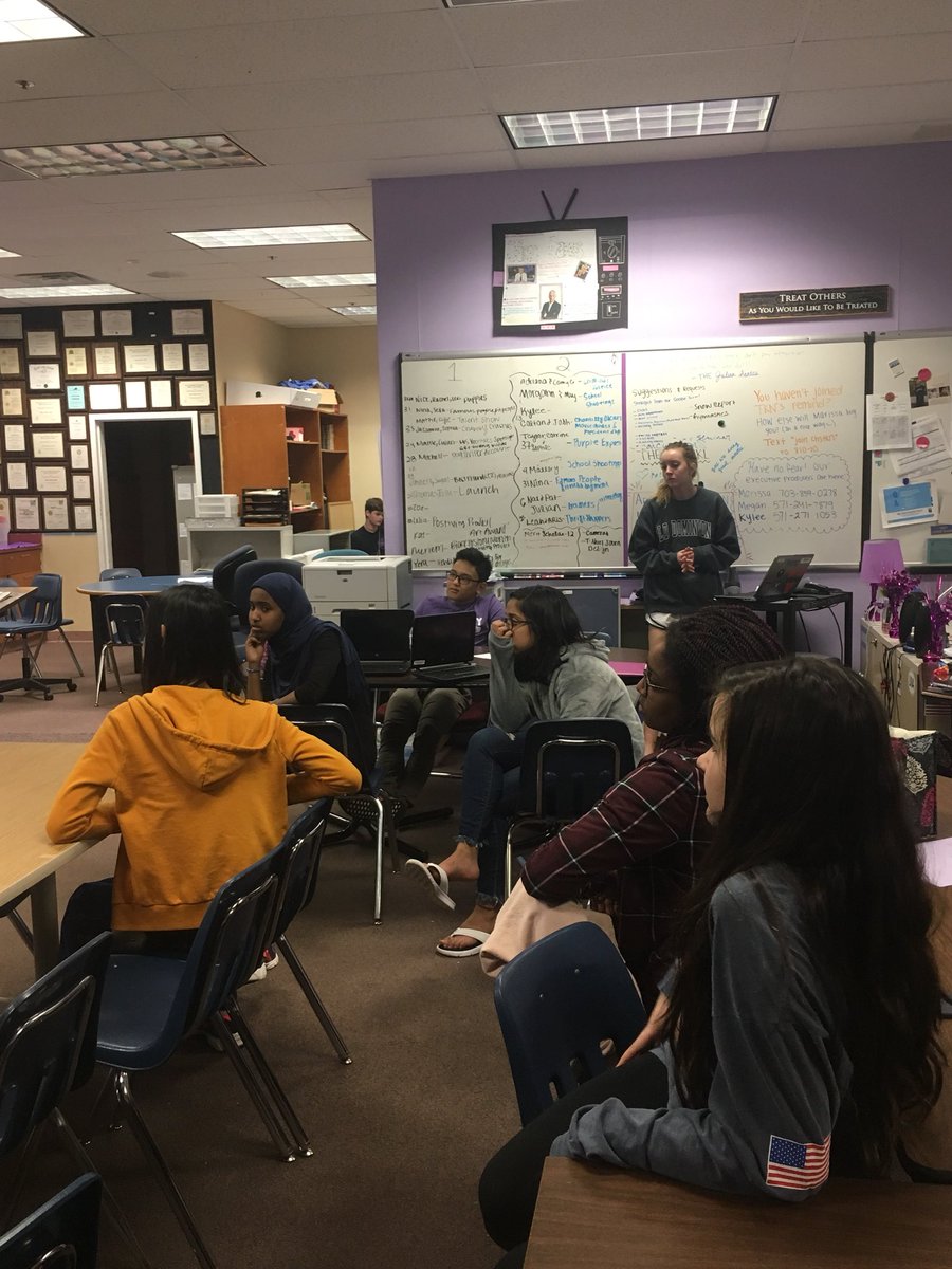 All of the journalism programs at <a href="/Chantilly_HS/">Chantilly High School</a> are fully student-led. We combine staff bonding and staff-led workshops to create relationships throughout the publications. This facilitates meaningful conversations and an authentic work environment. #SJW2018 #WorkHappyWednesday