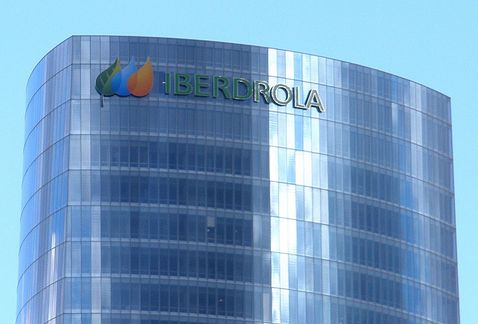 Milenio's tweet photo. #ElDato: Iberdrola invertirá 2 mil 800 mdd de 2018 a 2022 en México https://t.co/3WifxPThrs https://t.co/rI0R241Sza