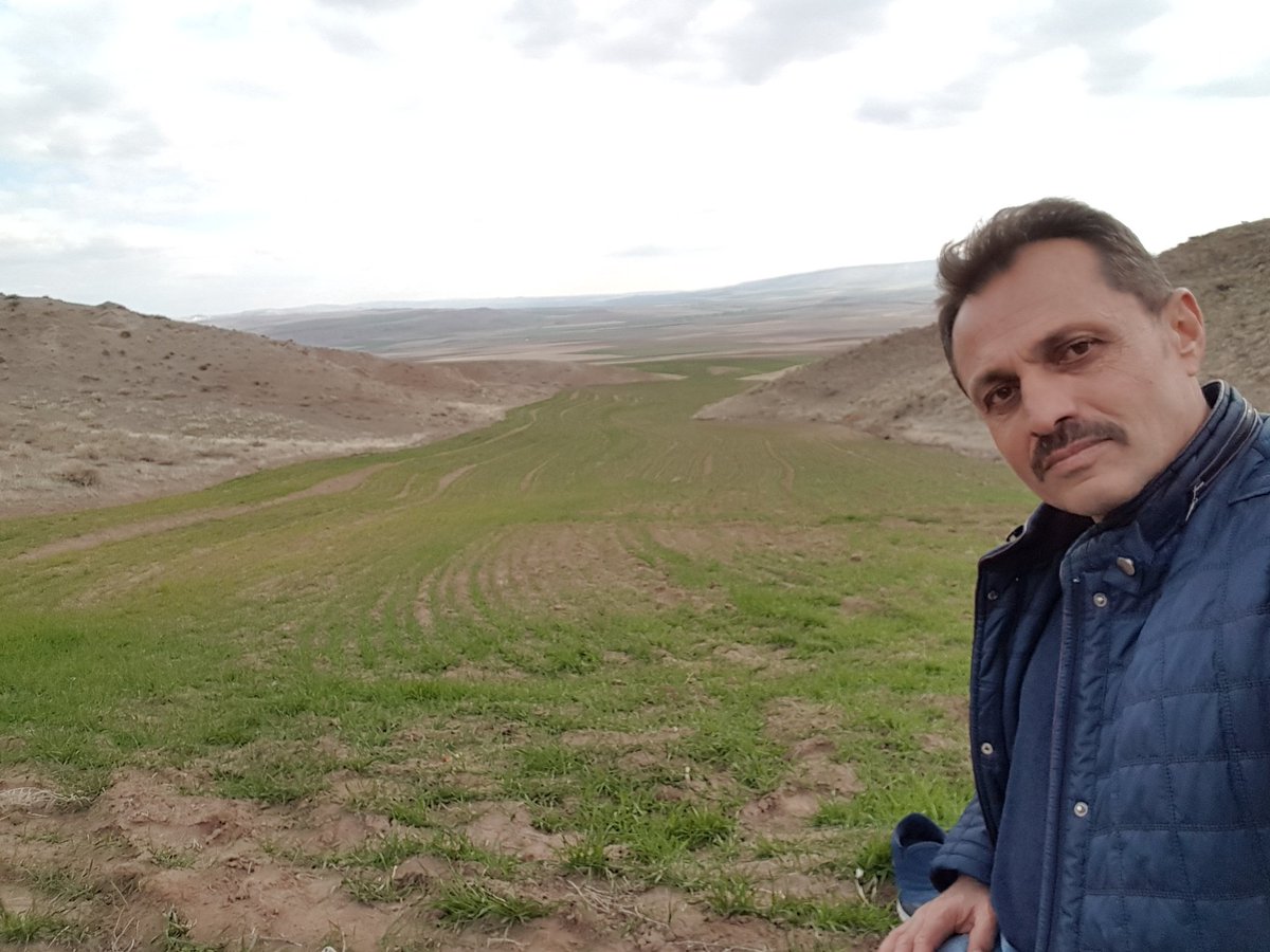 Iyiki bu topraklarda müslüman  olarak doğdum müslüman  olarak  olurum mehmetçiğe slm