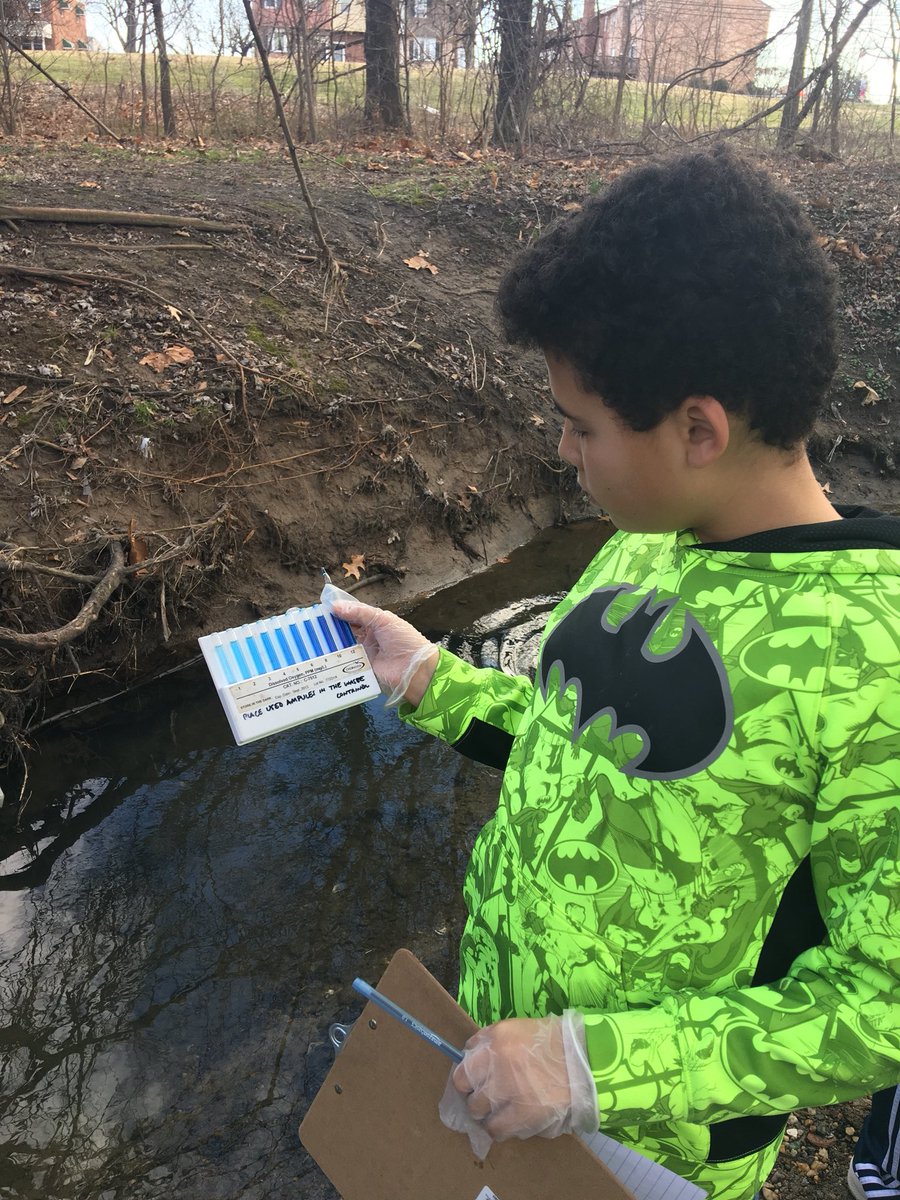 MsMarkowitz's tweet photo. Stricker Green School club is testing the water quality of Bear Creek! @BCPSOutdoorSci @strickerpride @BCPSSci https://t.co/oj1nQgPvD5