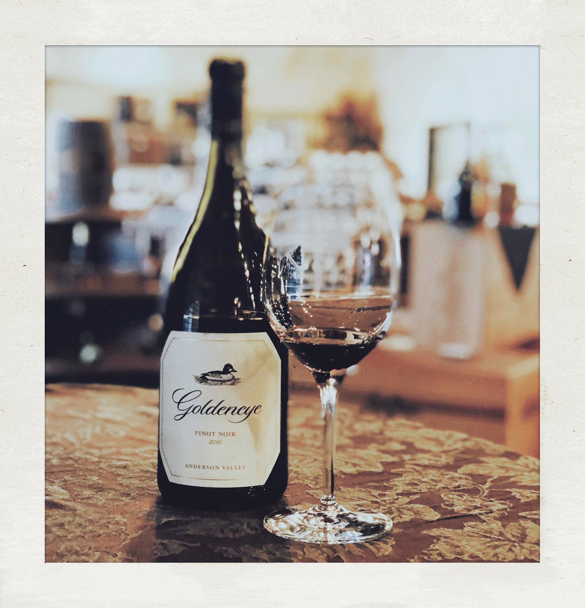 Enjoying a glass of #Goldeneye #PinotNoir @JGwines in #SanJose, #California. Why don’t you pick it for your #WineWednesday? #Cheers! 🔝 #highlinewine #wednesday #waybackwednesday #nyc #chelseanyc #wine #winelovers #californiawine #eastcoasttowestcoast 🍇 🍷