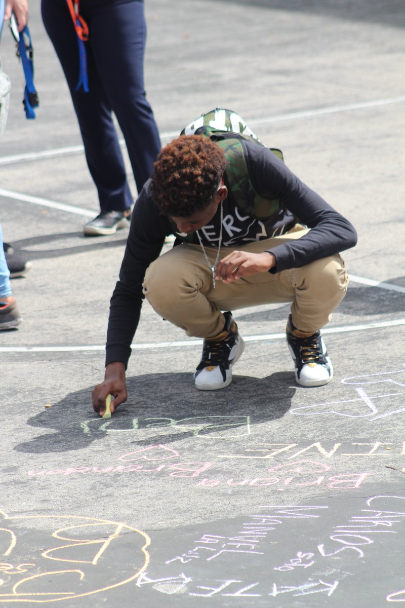 HMLYearbook2021's tweet photo. Our words may have been few, but our message and solidarity was beyond any I had ever experienced.  Proud of our student body which planned and organized the event in support of our alumna Jennifer Montalto #ProudtobeaTrojan  #MSDStrong https://t.co/EMzqVoyvSV