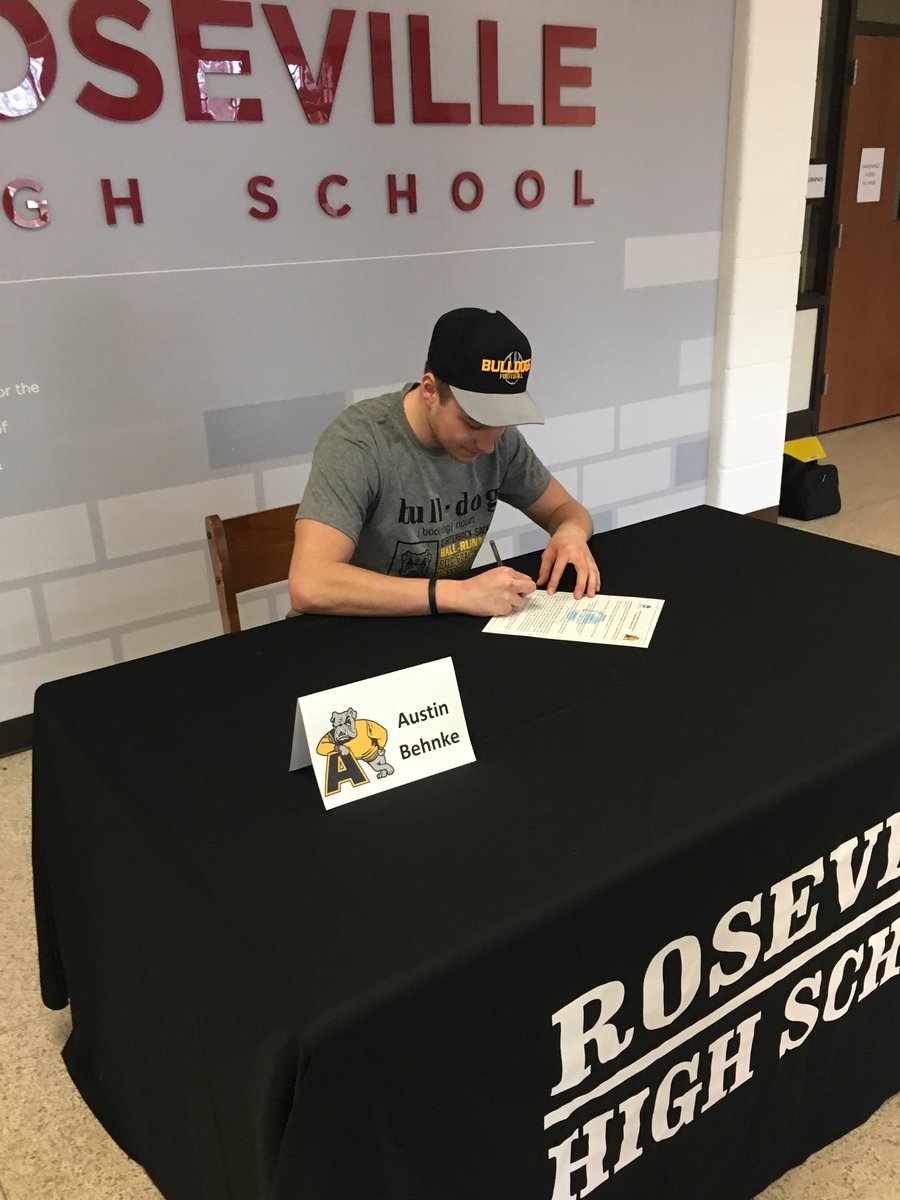 mmahar12's tweet photo. The 1st @RVille_Football TEAM 29 @Behnke_18 makes it official to @AdrianCollegeFB https://t.co/YBc7j6yIF5