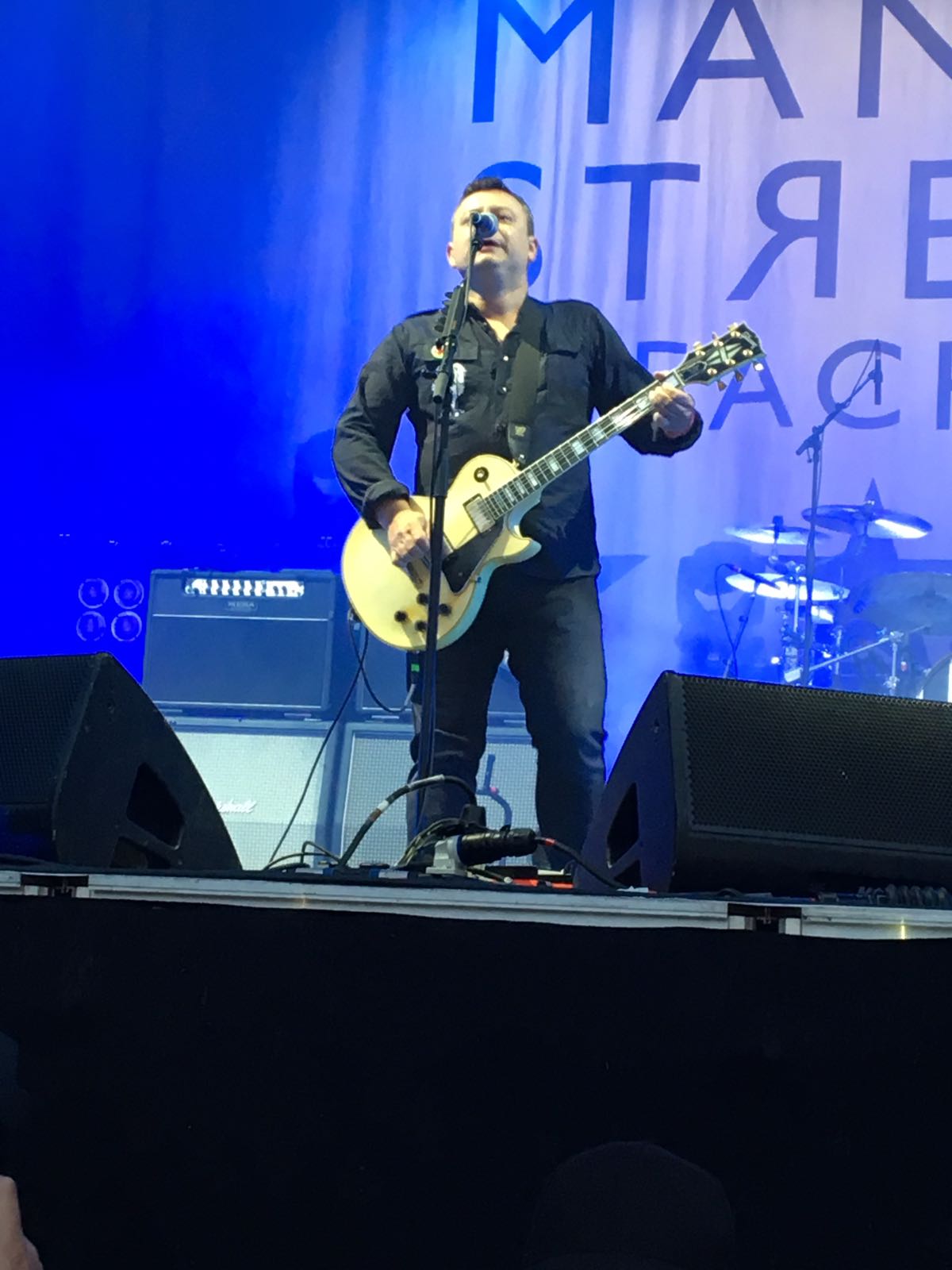  Happy Birthday James Dean Bradfield the GREATEST guitarist ever!!   