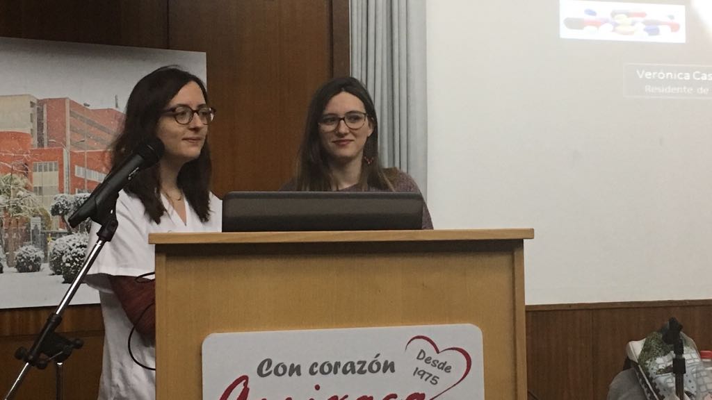 Fotos de la sesión general en HUVA. Intoxicaciones en pediatría. De los padres al niño. Análisis clínicos y pediatria