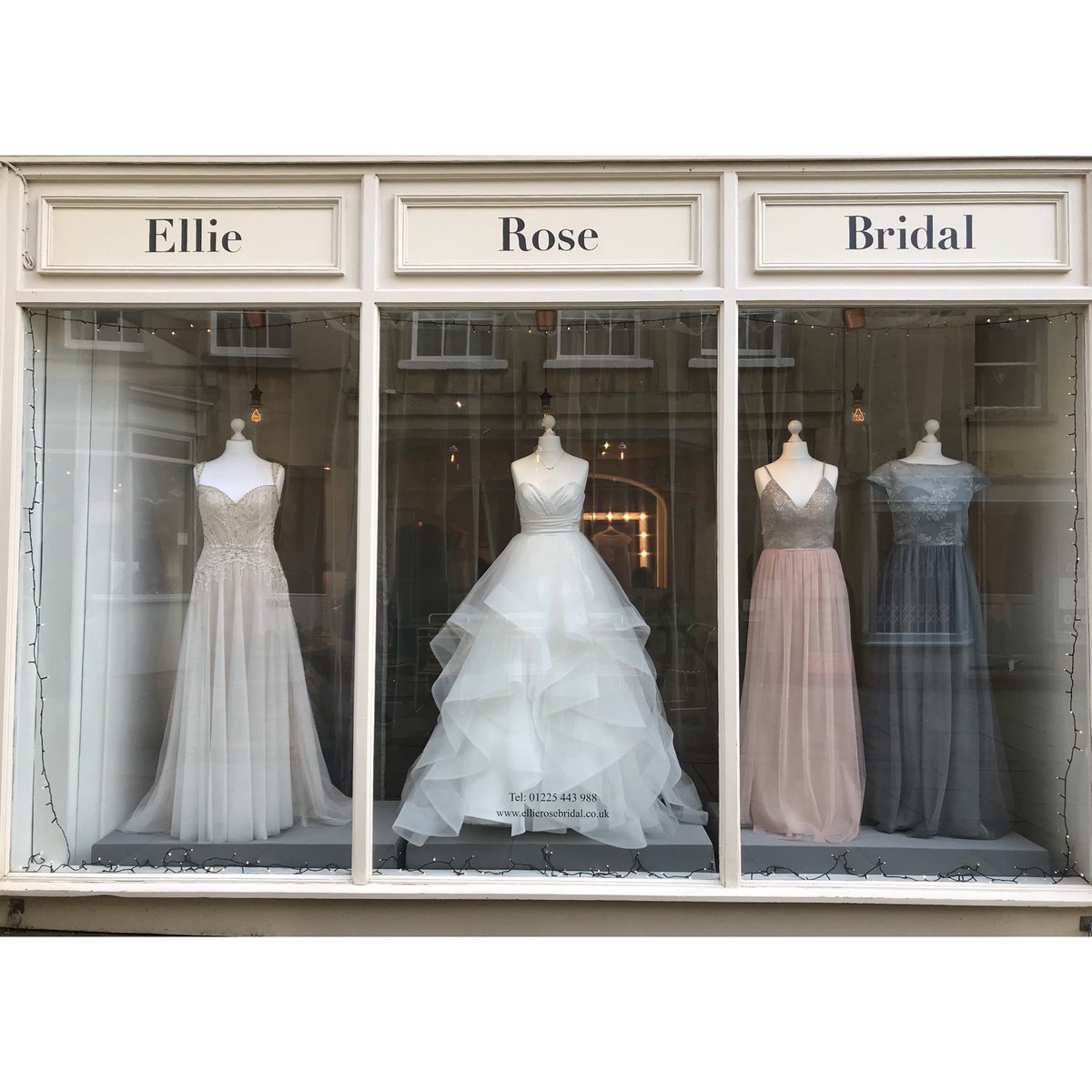 Featuring our much loved #londyngown by <a href="/misshayleypaige/">Hayley Paige</a> along side a mix of @hayleypaigeoccasions bridesmaids dresses 🌸 with a touch of @tiadorabridal 💖 @tiadorabridal has the most beautiful beadwork and embroidery on the bodice ✨ #weddinghour #hayleypaige #WeddingWednesday