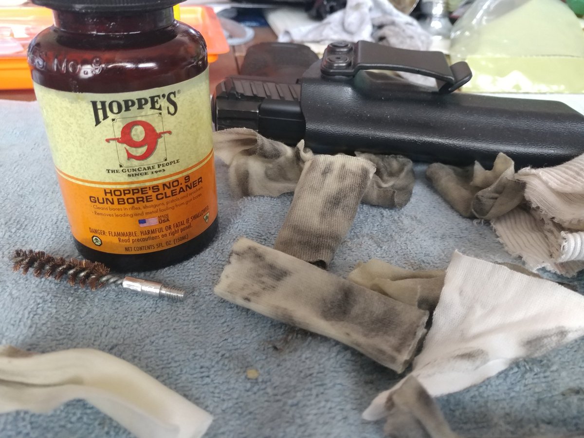 lamb13ear's tweet photo. My favorite cologne. Eau du No 9. #hoppes #vp9 #cleangun https://t.co/g8zRWjXflT