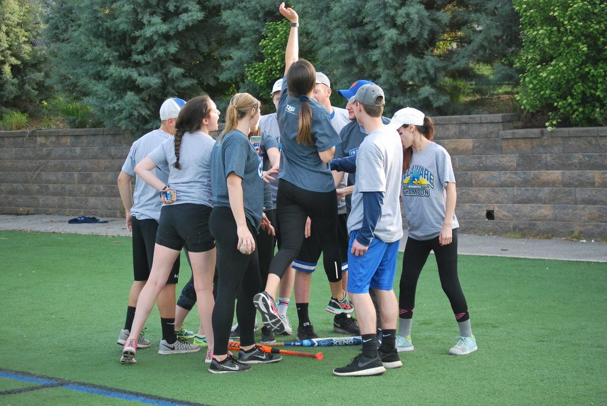 calak333's tweet photo. @UDLilBob Spring training’s underway &amp; the season’s just around the corner! Our team can’t wait to defend our #intramurals softball championship! #WeWantTheShirt #RecDay https://t.co/Ym1BAyXv9g