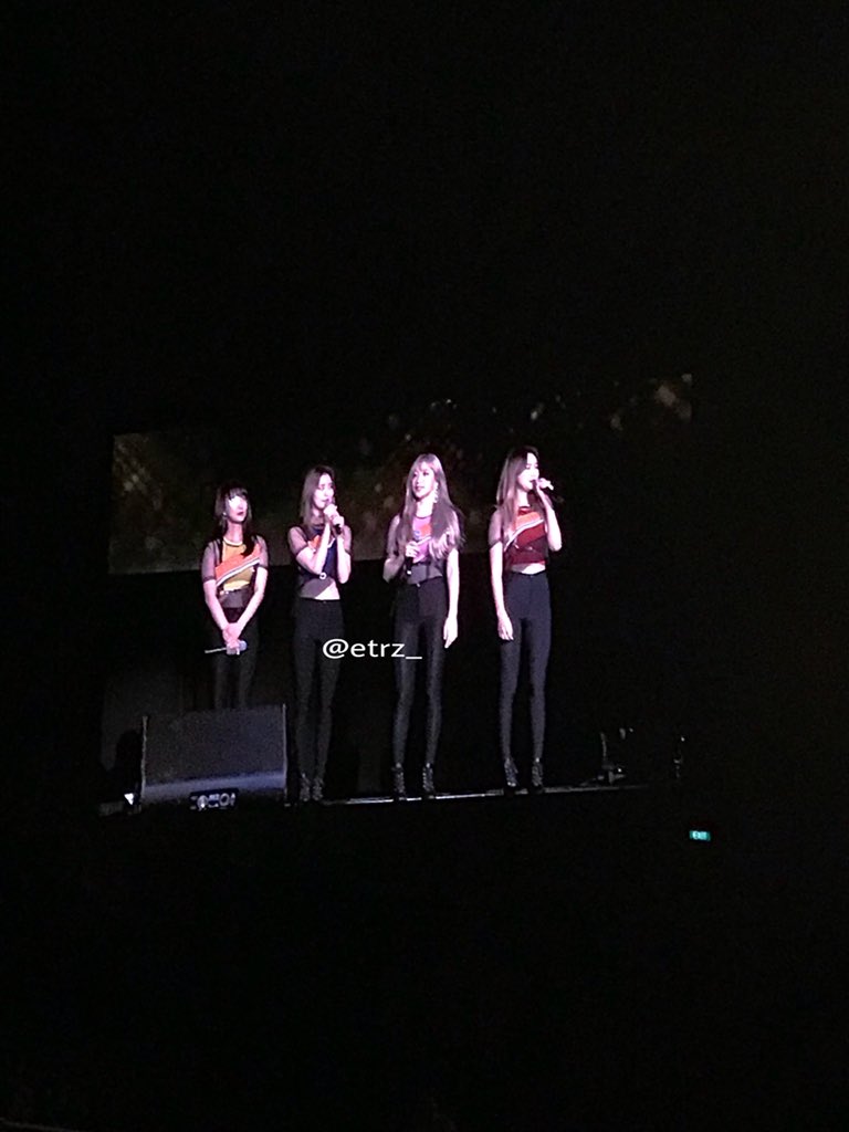 etrz_'s tweet photo. istg exid is damn pretty???? &amp; their voice is soooooo damnnnn cuteeeeeee 😭💗😍 #EXIDinSG #EXID #StargramGlobal #StargraminSG https://t.co/7M8HMqJF9z
