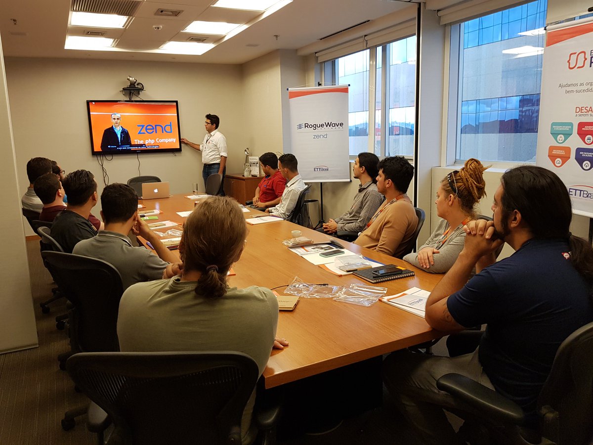 ETTBrasil's tweet image. Hoje a #ETTBrasil realizou um encontro (#CafeComPHP) para conversarmos sobre como superar os desafios no PHP.

Foi um dia bastante produtivo com várias trocas de experiência de diversos profissionais de várias organizações.

#EnterprisePHP #Zend