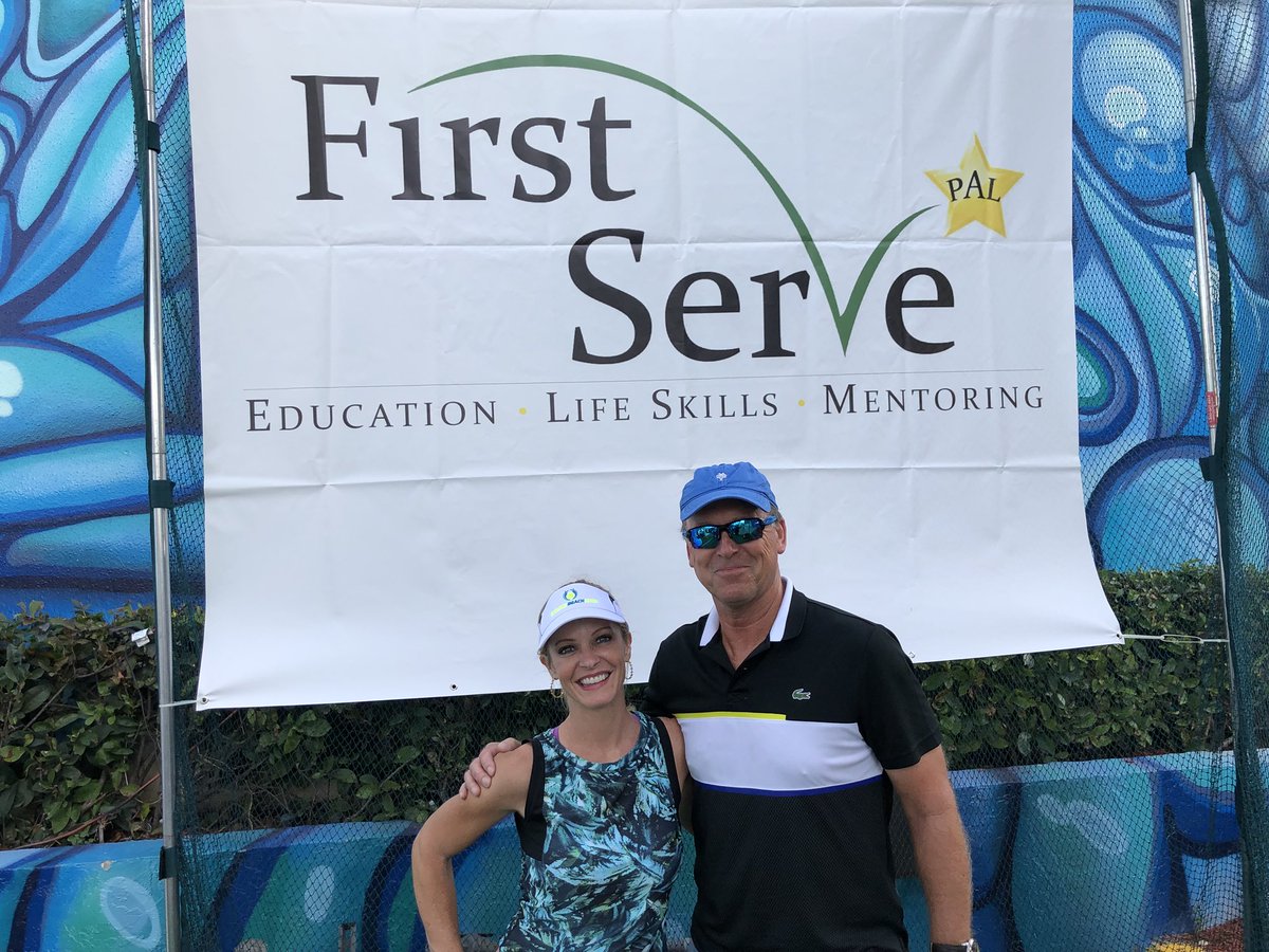 firstserveusa's tweet photo. Amazing day @DelrayBeachOpen with @wpbf_sandra and @Wimbledon #winner #JohnLloyd. @#FirstServeUSA #WeAreFirstServe #DelrayBeach #DelrayOpen #Tennis #nonprofit https://t.co/rcIwvSaXrq