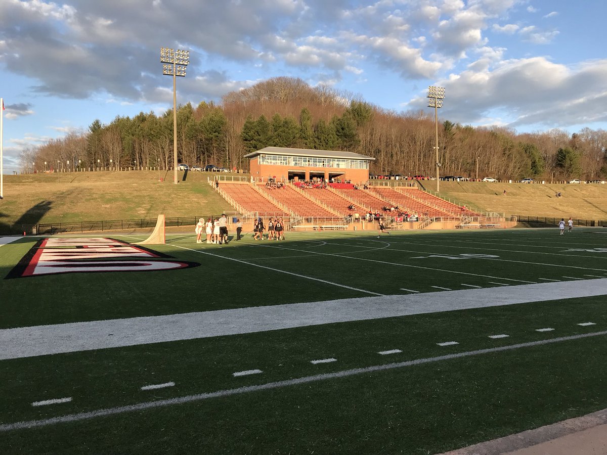 Cheering on our @TusculumWoLax at UVAWise <a href="/TusculumSports/">Tusculum Pioneers</a>