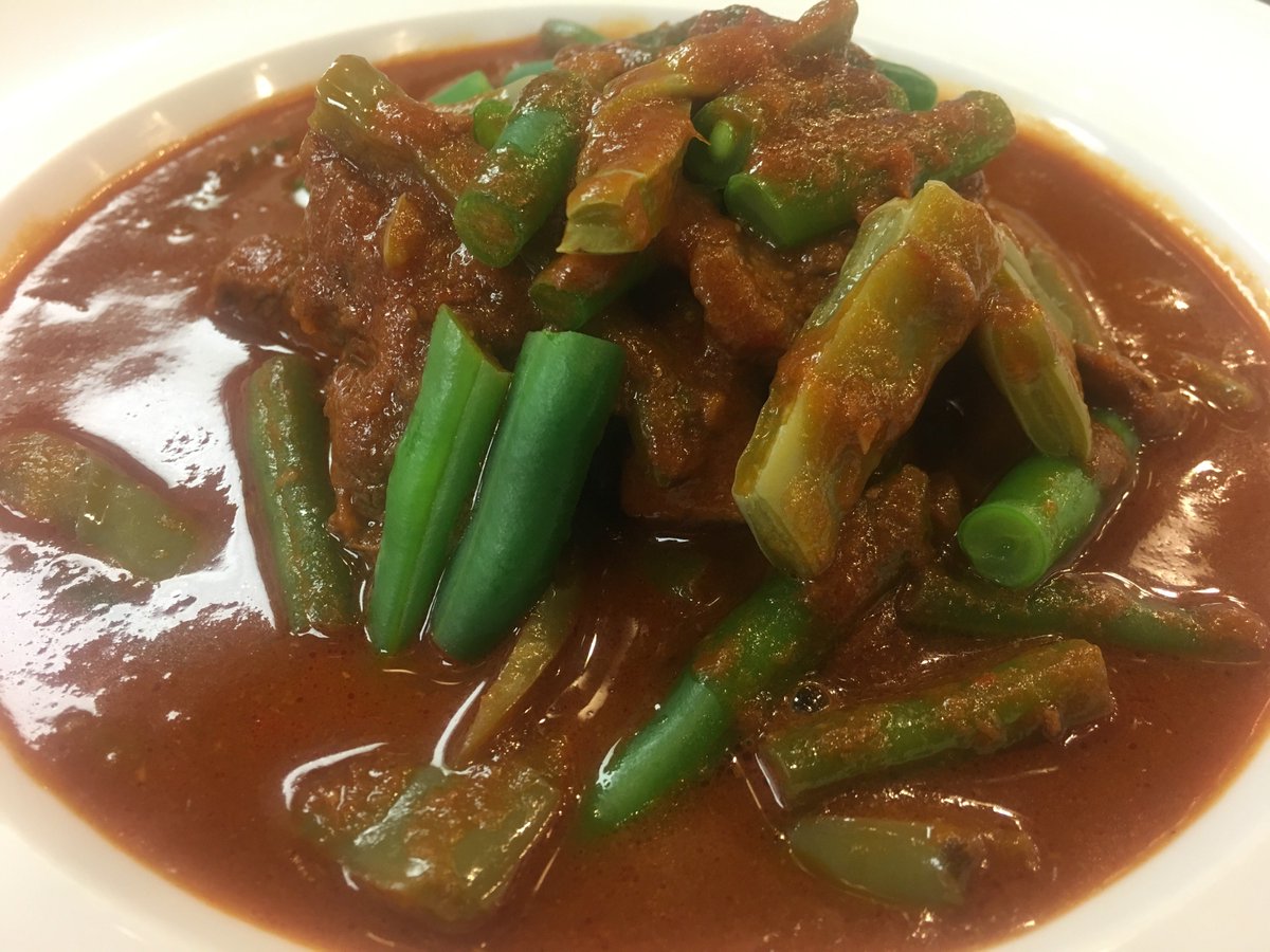 Red Chili Beef with Nopales and Green Beans #chefroberto #beachsidedining #GoBeach #49ers