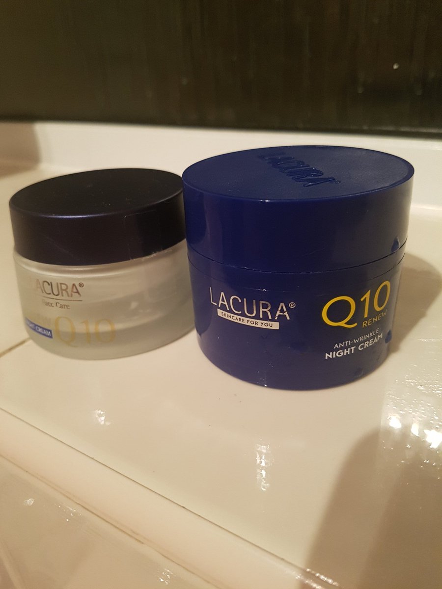 bouncy_elf's tweet photo. @AldiUK I love your products but was disappointed to find you've repackaged your face creams in horrible plastic, as opposed to glass, which could be recycled. Aren't we supposed to be helping this planet? https://t.co/bmgamVHOou