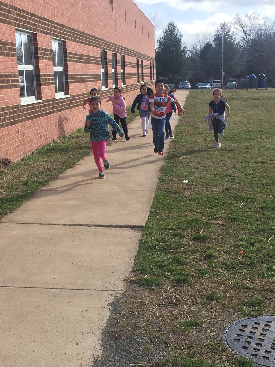 MsDavisMath17's tweet image. We took advantage of the wonderful weather to get outside for some math movement today! We timed ourselves doing different activities and shared strategies for determining if the number of second each activity took was even or odd.