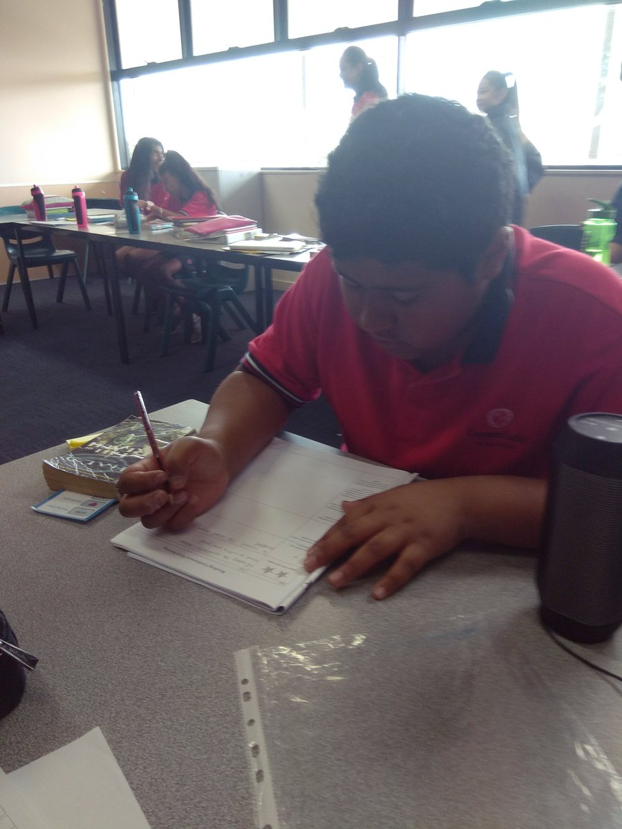 miss_lucybell's tweet image. A wonderful reading conference today! Taking notes and writing down goal following conference. Linking to Pat R data - reflecting on the text and using visual images to understand the author&apos;s purpose #yr7english #readinglesson #visualisation #PatR #readinggoals #welldone 🙌