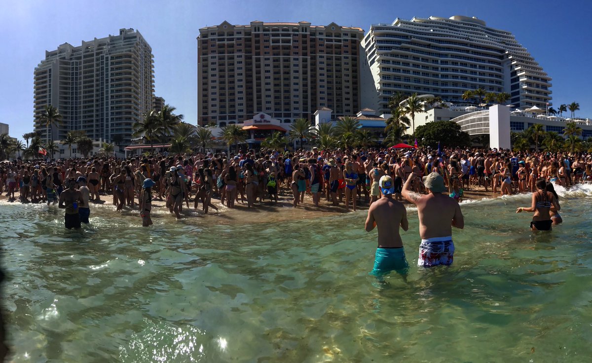 Mattual_Light's tweet photo. 3 weeks from right now I'll be on spring break in Fort Lauderdale and that's pretty rad https://t.co/fc8O4bksCh
