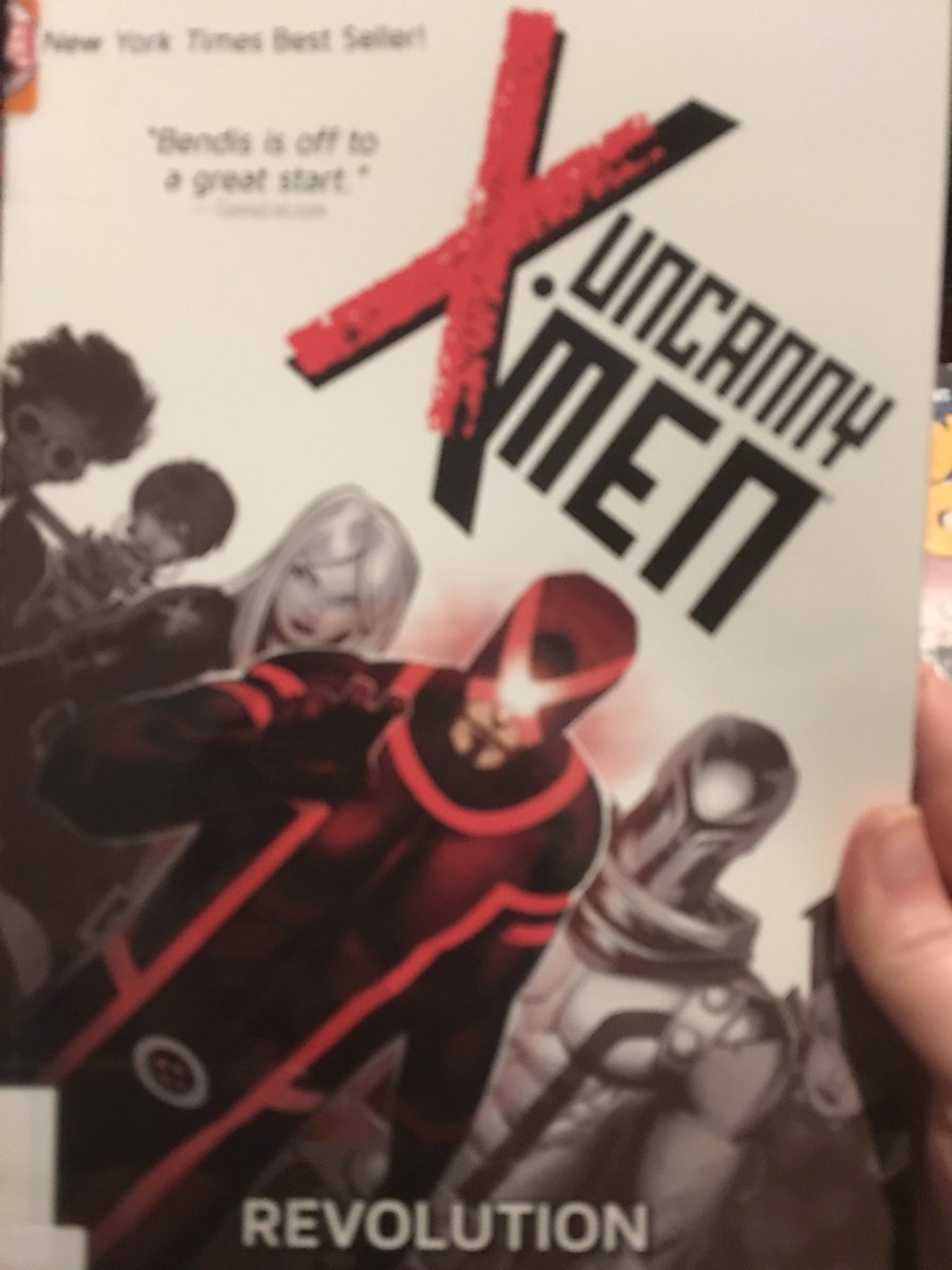 ClawedShiftARP's tweet image. //Got new comics from the library today. I’m happy