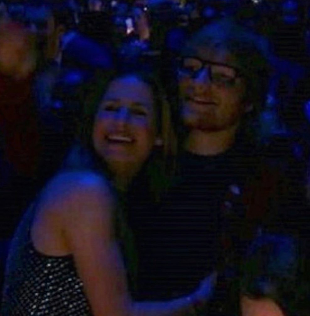 EdSheeranPics's tweet photo. I found a love for me https://t.co/ukFFeepW2T
