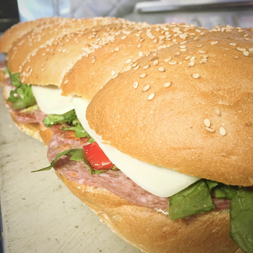 HeroOrVillainFT's tweet photo. You can always bring our food to your office. (AND in party sub form!) Give us a call or DM today to find out how!

#catering #partysub #sandwich #gourmet #deli #officelunch #lunchtime #nomnom #foodtruck #detroitfoodtruck #uniquecatering #caterer #cheflife #foodie #food https://t.co/09D9Ycuw9R