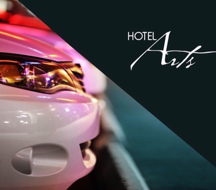 Hotel Arts tweet media