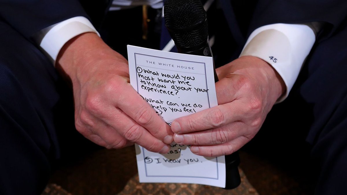 Trump's note card during today's talk about school shooting: 'I hear you' bit.ly/2EUBRrc?utm_so… https://t.co/694HJBPOzv