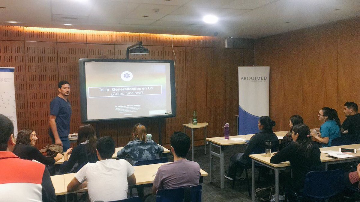 UChileEM's tweet photo. Nuevamente un éxito este grupo de internos. #POCUS @MedicinaUChile @UChileEM https://t.co/EaYnDUo53w