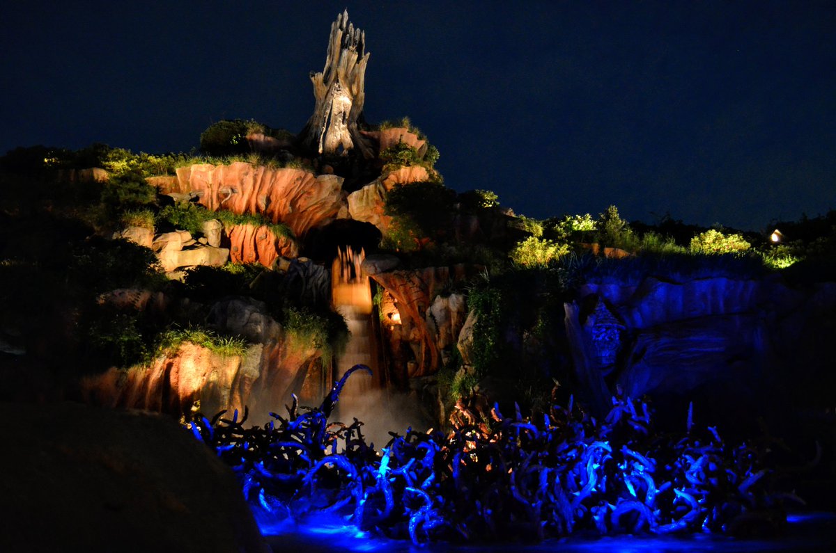 しょうたろう على تويتر ディズニー ディズニーランド 風景 写真 カメラ スプラッシュマウンテン 夜景