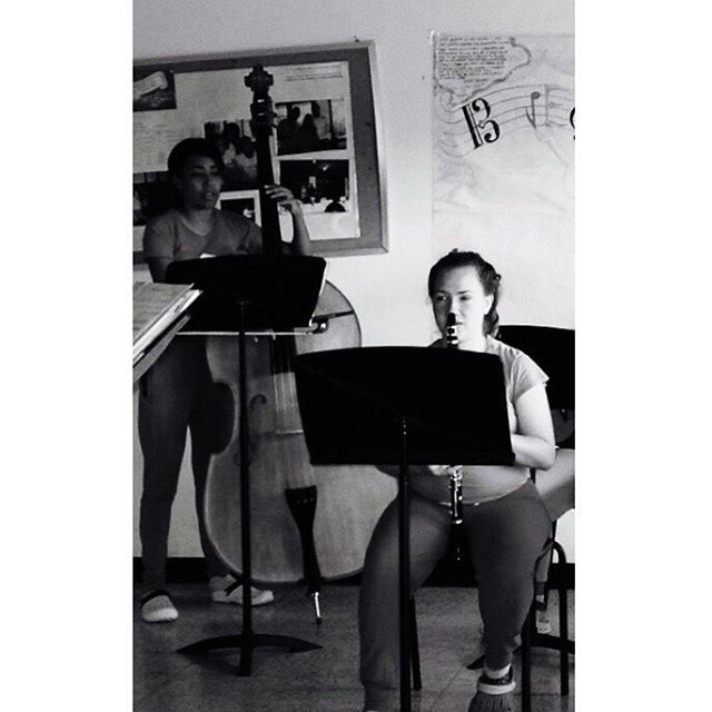 PAPenitenciario's tweet photo. “Mi refugio ha sido la música, es mi escape, mi alegría, mi mundo” Interna Nucleo INOF

#TestimonioOSP #MúsicaTrasformadora #MúsicaParaTodos #SomosElSistema #ProgramaAcademicoPenitenciario #OrquestaSinfonicaPenitenciaria #Venezuela #ElSistema #Oboe #Músi… https://t.co/g1BYl7SYvH https://t.co/7rhbfqmK3F
