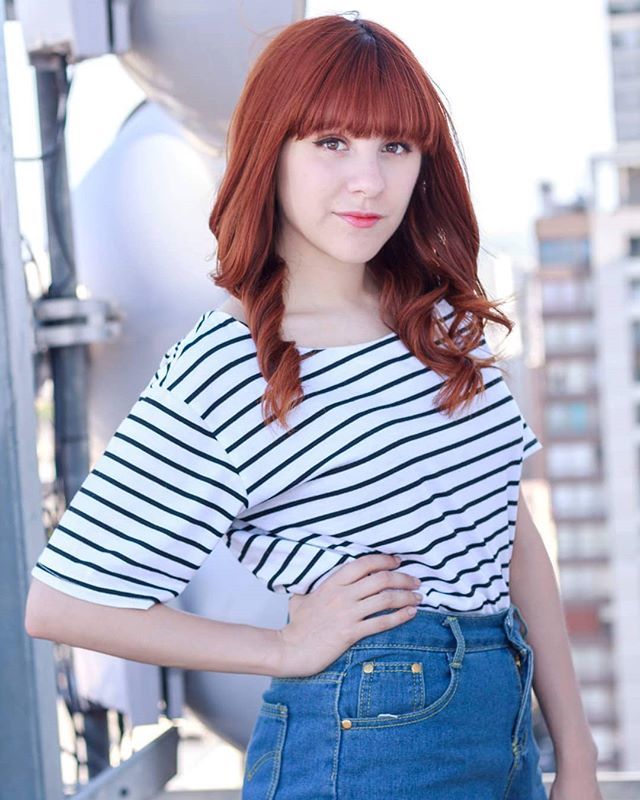 Piyoasdf's tweet photo. Hola a todos! Vengo a contarles que mañana estaré como invitada en el programa "En directo", del canal CNN Chile 😄 Será en vivo, y empezará a las 11:00 hrs. a través de su canal de Youtube: CNN Chile. Podrán hacer sus preguntas y comentarios ❤️ Esper… https://t.co/bImy2kHLqQ https://t.co/zfnhZLfunF