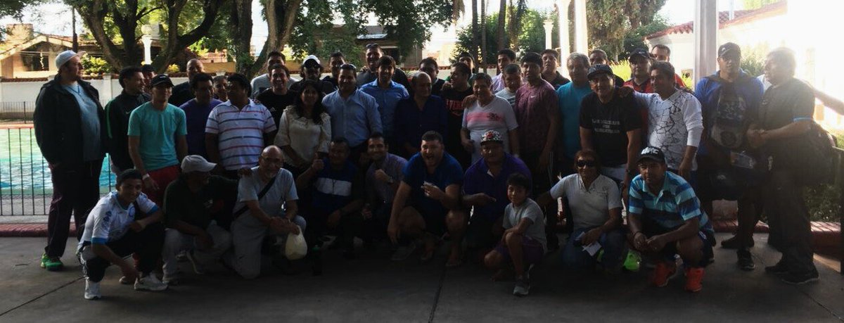 vascoG10's tweet photo. @PotroAbregu asumió como flamante Presidente de la Comisión Municipal de Box. La Unión Provincial de Box y @EscMuniBoxSalta trabajan juntos. https://t.co/rrPLu3Qa4r