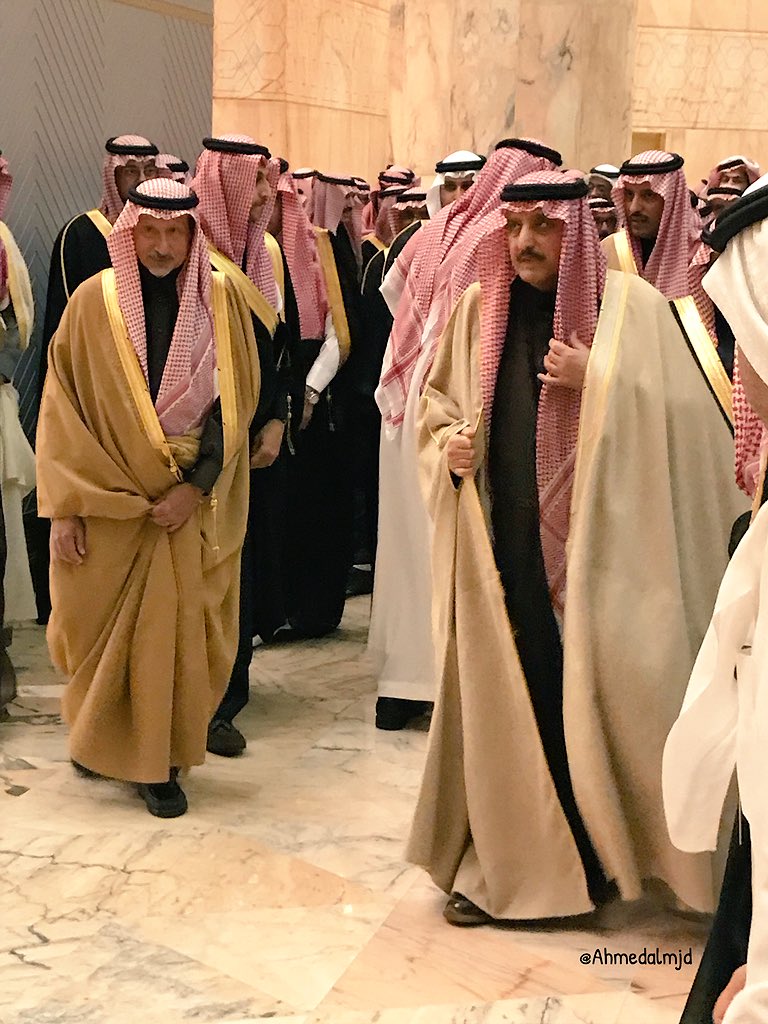 ahmedalmjd's tweet photo. وصل الْيَوْمَ بحفظ الله ورعايته
سيدي صاحب السمو الملكي
#الأمير_أحمد_بن_عبدالعزيز
إلى #الرياض قادماً من خارج
الـمملكة وكـان في اسـتقبال
سموه بالصالة الملكية بمطار
الملك خالد الدولي عدد من
أصحاب السمو الملكي الأمراء
وأصـحاب الـمعالي وجـموع
غـفيره من الـمواطنين الـكرام . https://t.co/FD0A8tRE2R