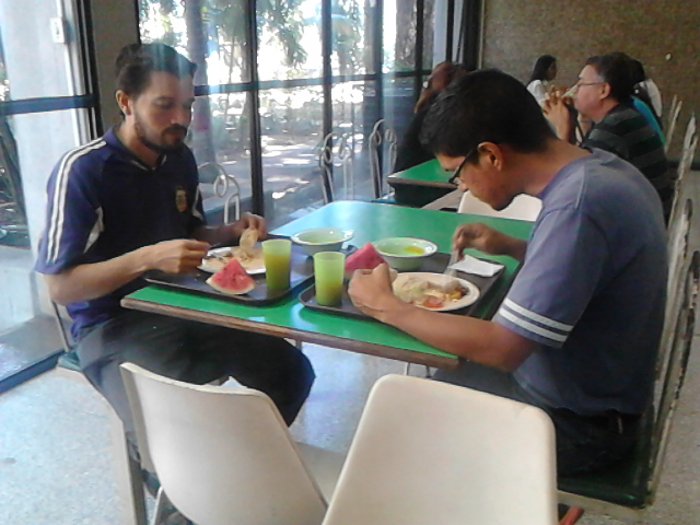 Incesocialista tweet picture