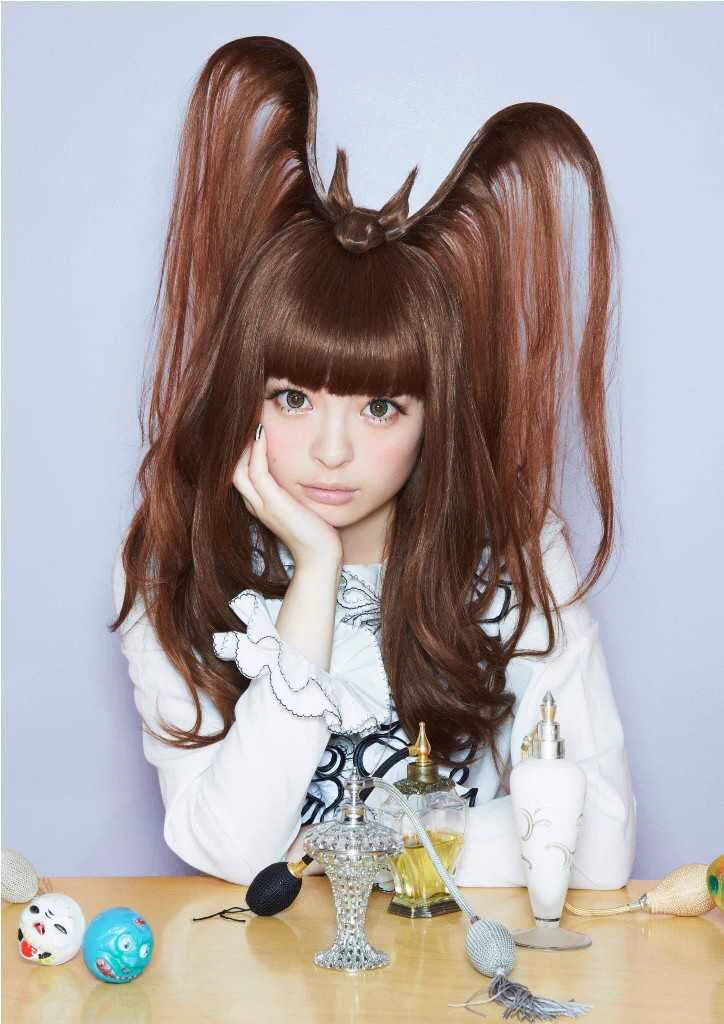流石ファッションモンスターｗきゃりーぱみゅぱみゅの髪型が完全にヴァルハザクｗｗｗ