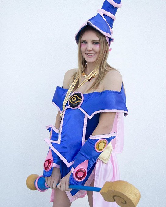 RT OfficialDorks "Woman Crush Wednesday for February 21, 2018: Dark Magician Girl https://t.co/ZCgQx3EcHL<a href="/tag/tesla"class="tags"><span>#tesla</span></a><a href="/tag/backseattours"class="tags"><span>#backseattours</span></a>