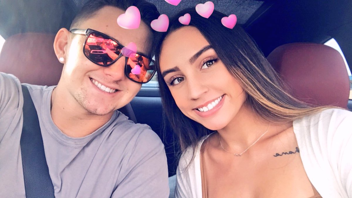 dylanhansen_'s tweet photo. wcw but really woman crush every day https://t.co/LSFMpRuByU