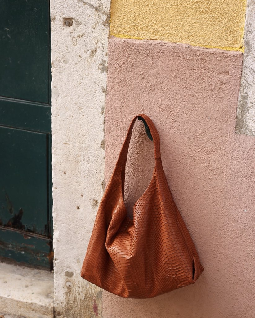 'Meissa' is indeed making a major comeback and we welcome her back in wax-matte finished python. Carries all of life’s daily necessities being a timeless wardrobe staple. Available at our e-shop 🙌🏼 bit.ly/1PKFZs0