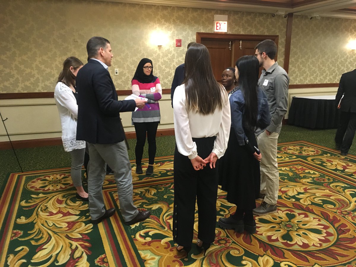 Continuing our great local section roundtable discussions at #ChiStuNight